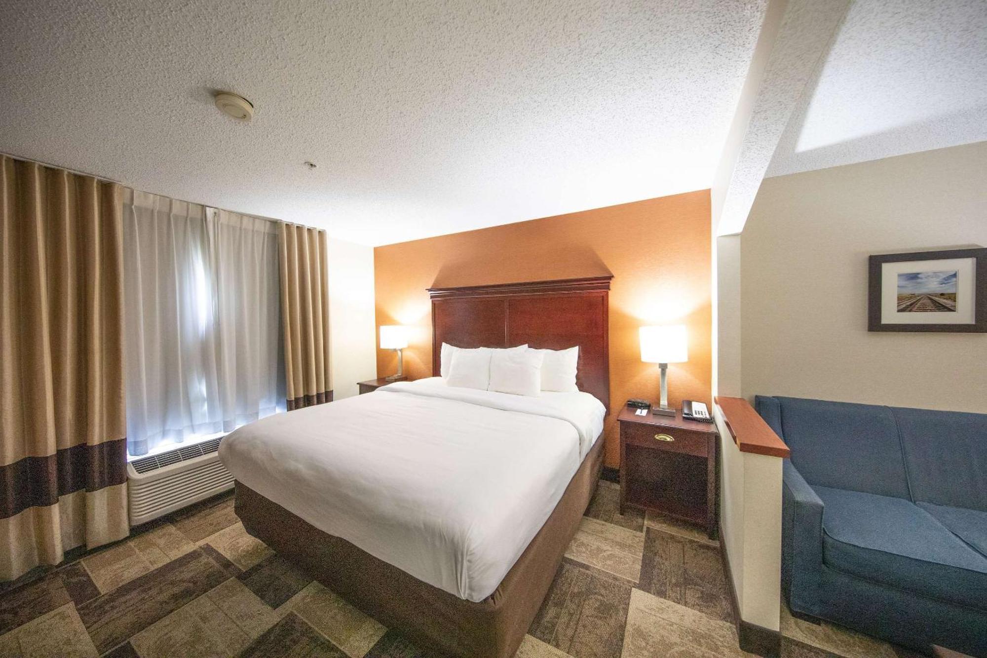 Comfort Inn & Suites Hutchinson Exteriör bild