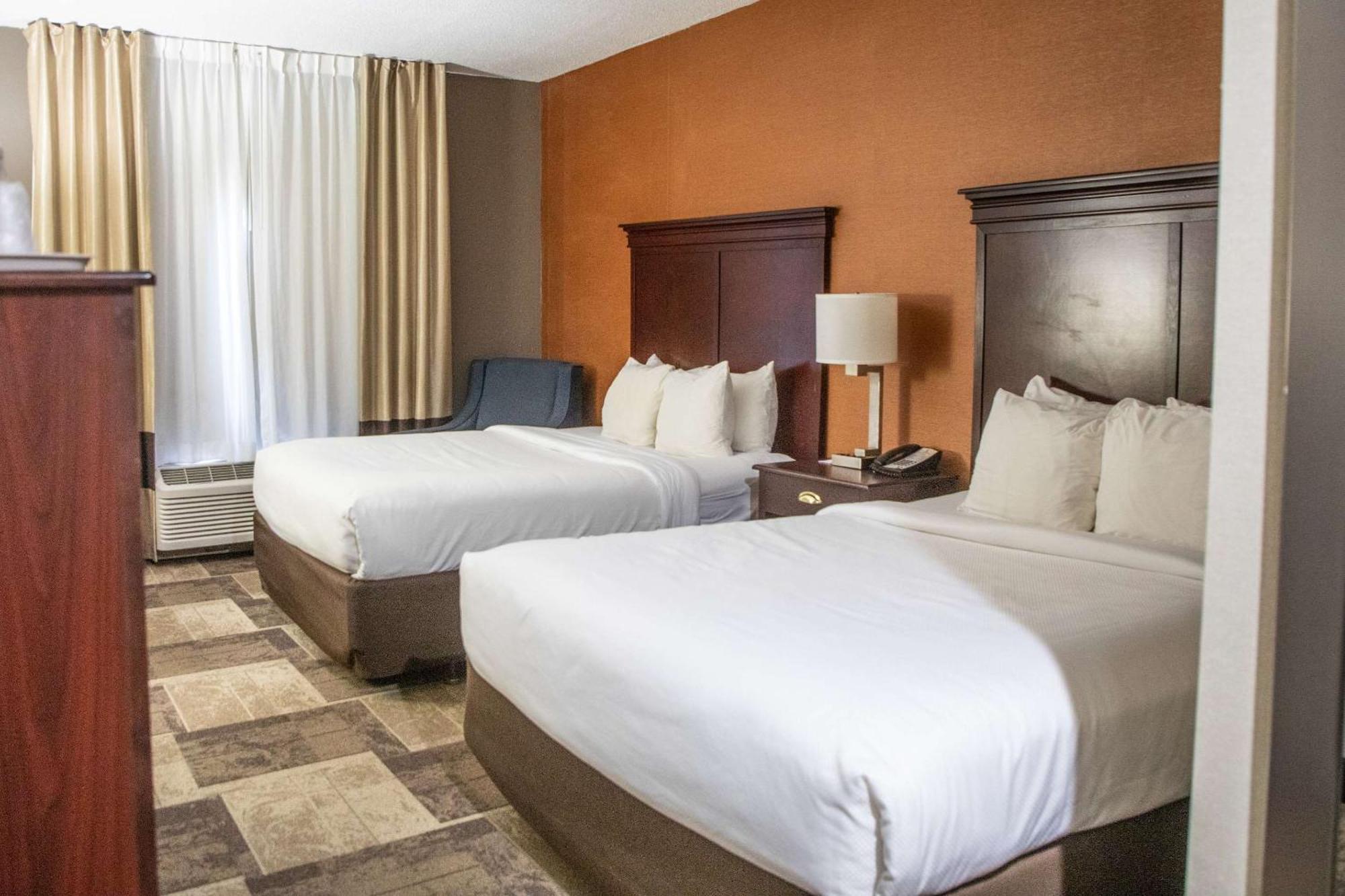 Comfort Inn & Suites Hutchinson Exteriör bild